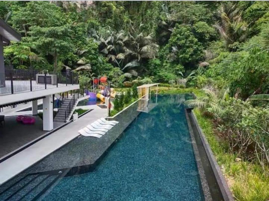 Decentstay2 @ The Cove Hillside Residential