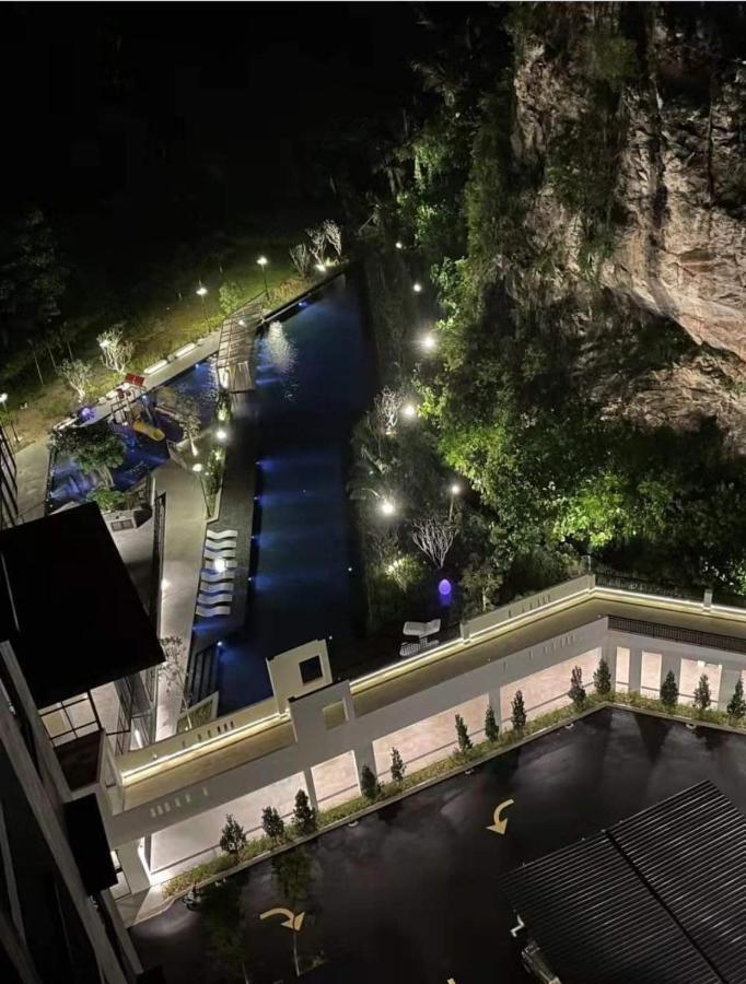 Pangsapuri Decentstay2 @ The Cove Hillside Residential *